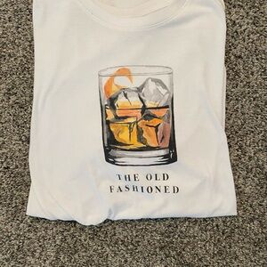 Banana Republic white Graphic Tee with Old Fashioned Print Sz med